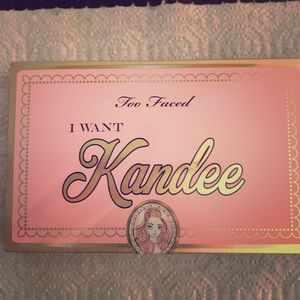 Too faced I want Kandee pallet